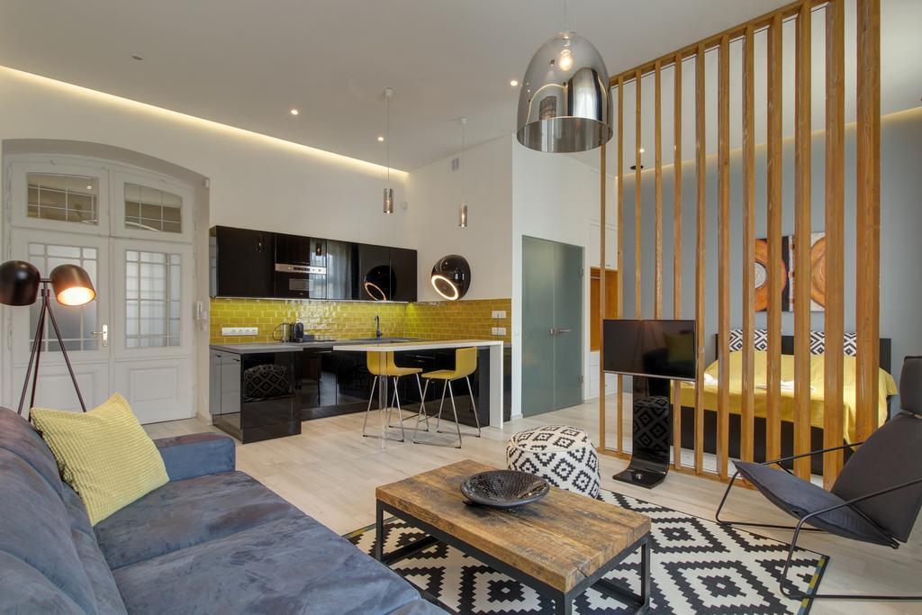 Luxury Apartment By Hi5 -Andrassy Suite Budapest Exterior photo