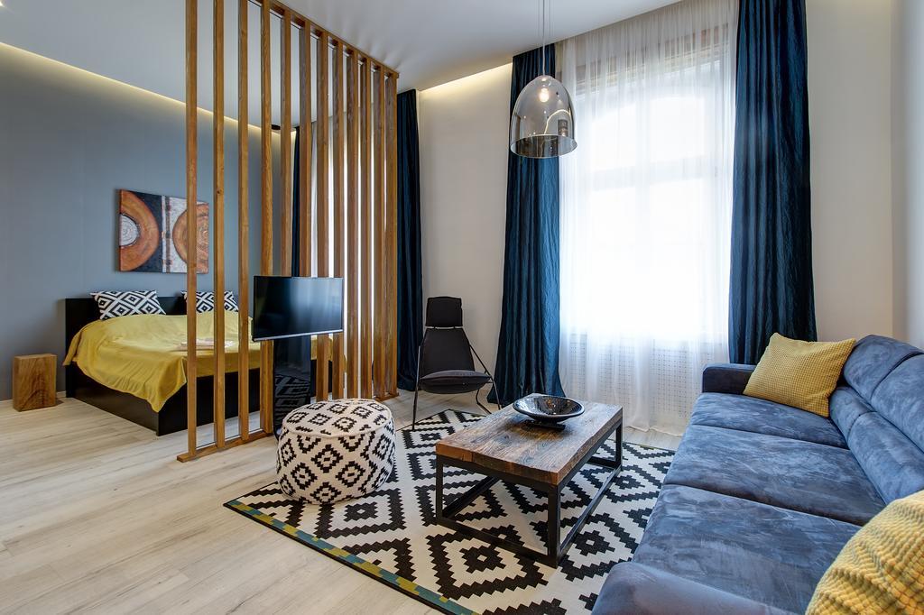 Luxury Apartment By Hi5 -Andrassy Suite Budapest Exterior photo
